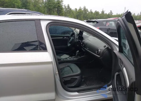 2015 Audi A3 2.0T Premium из США, поврежденный, VIN WAUBFGFF2F1009343